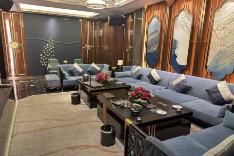 荆州夜场诚聘服务新秀 点亮夜色遇见新机遇